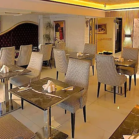 Adamel Bakirkoey Hotel